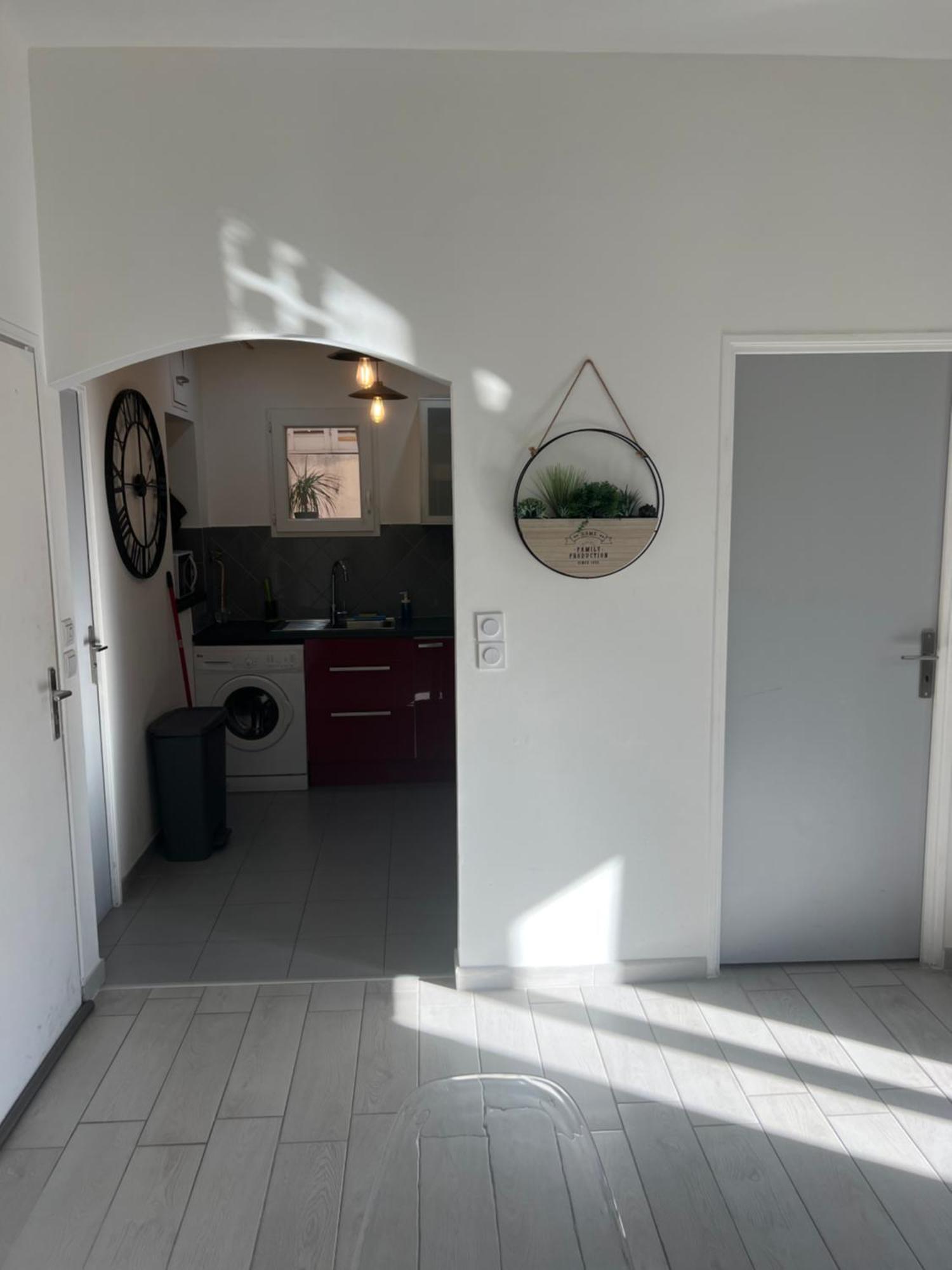 Grand T2 Climatise A 5 Min De La Gare St-Charles - Vieux Port Apartment Marseille Bagian luar foto